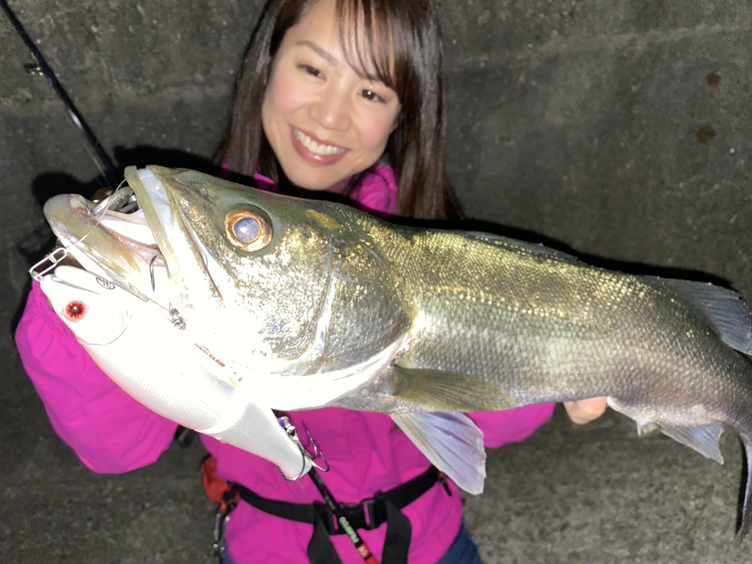 ジョインテッドクローの試し投げ 釣りガール 女性のための釣りコミュニティ