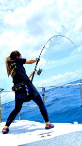 マグロ釣り初心者 デビュー予定の女性へ キャスティングマグロ釣りの特徴やコツについて 釣りガール 女性のための釣りコミュニティ