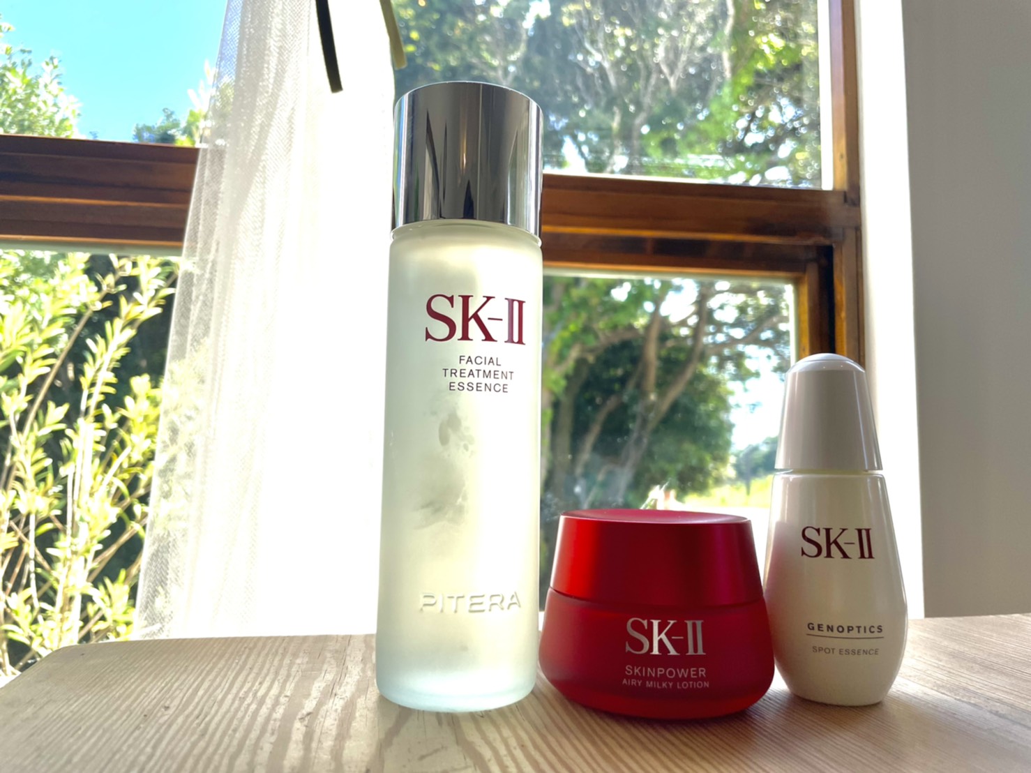 SK-Ⅱシリーズの化粧水と美容液と乳液